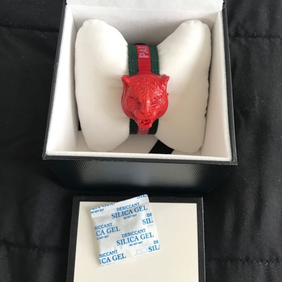 Watch - Picture 2 of 5